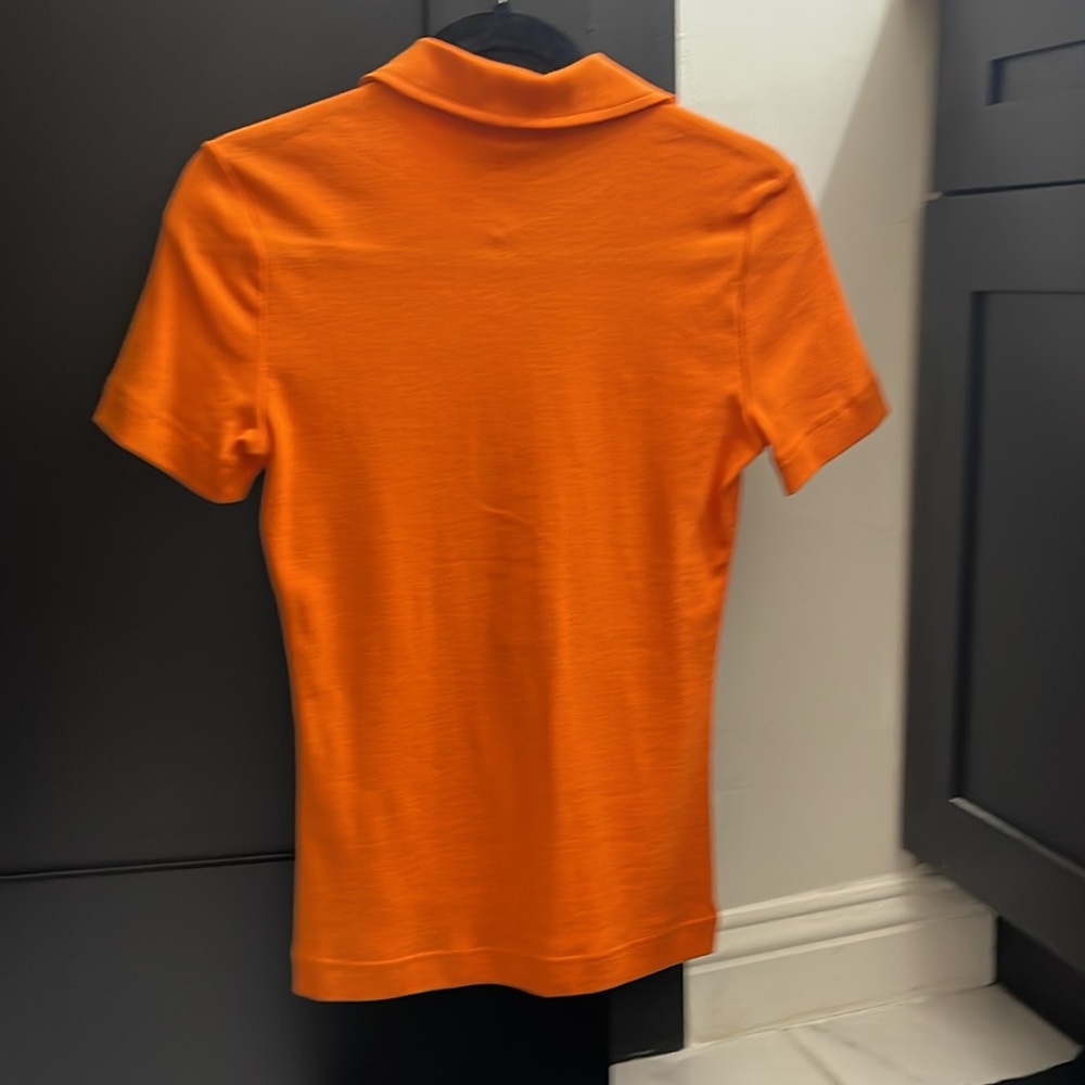 Tory Burch designer shirt. Very nice. Barely worn - Picture 4 of 4